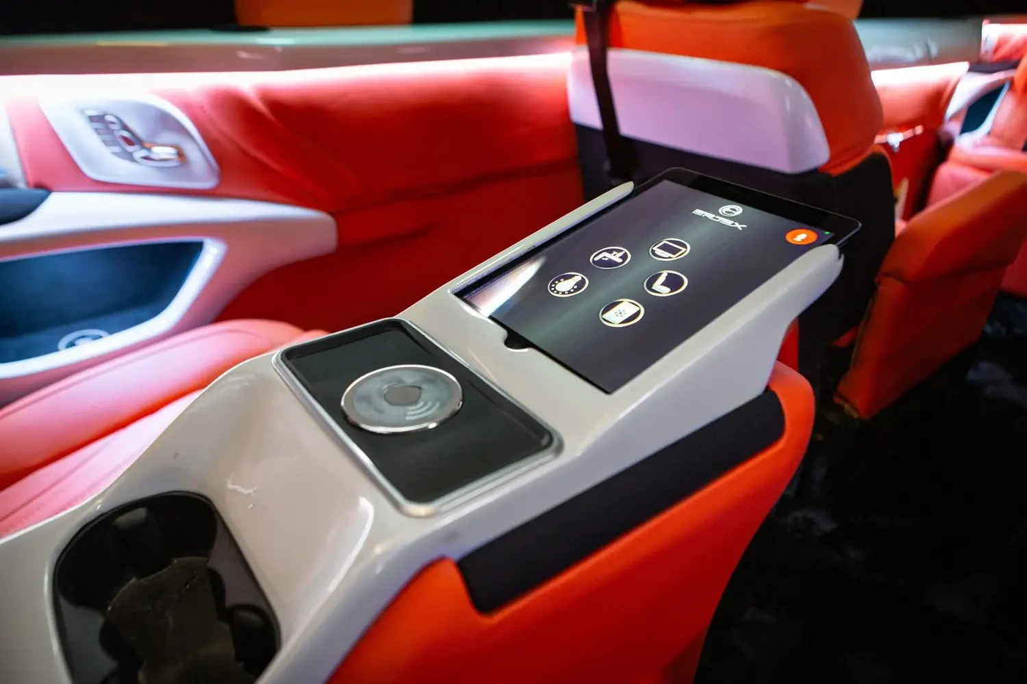 iPad console control in the Ertex Herm&egrave;s Sprinter