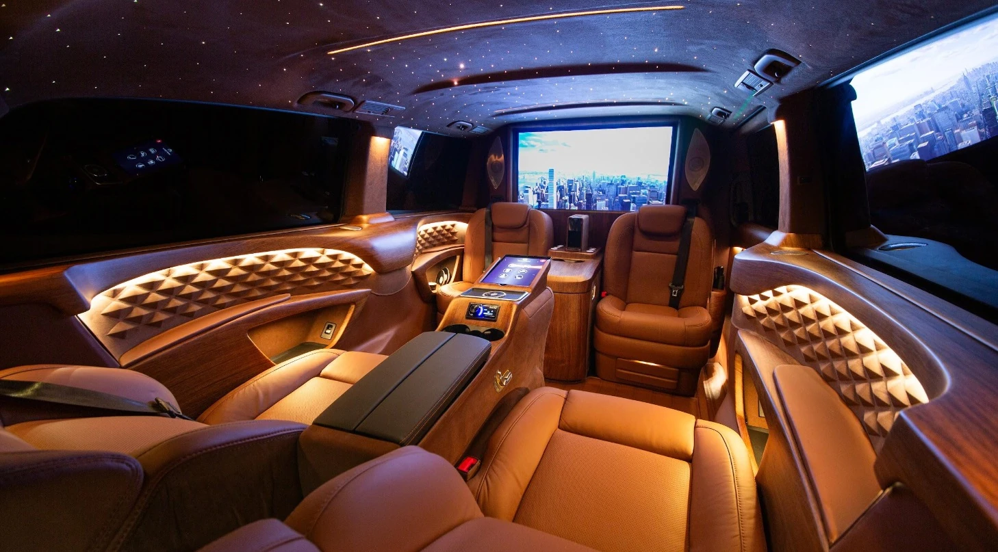 Ertex Geometric Edition interior